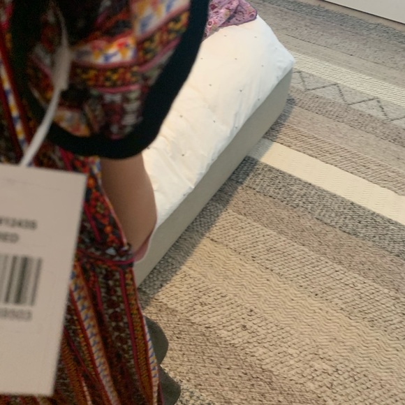 Super cool jumpsuit, flattering and on point - Picture 3 of 6